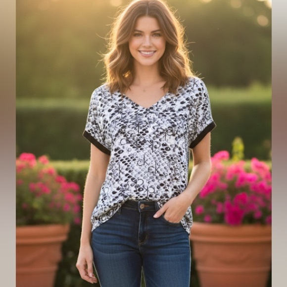Calvin Klein Tops - Calvin Klein Blouse